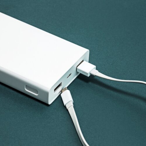 Czy powerbank szybciej rozładuje się zimą?