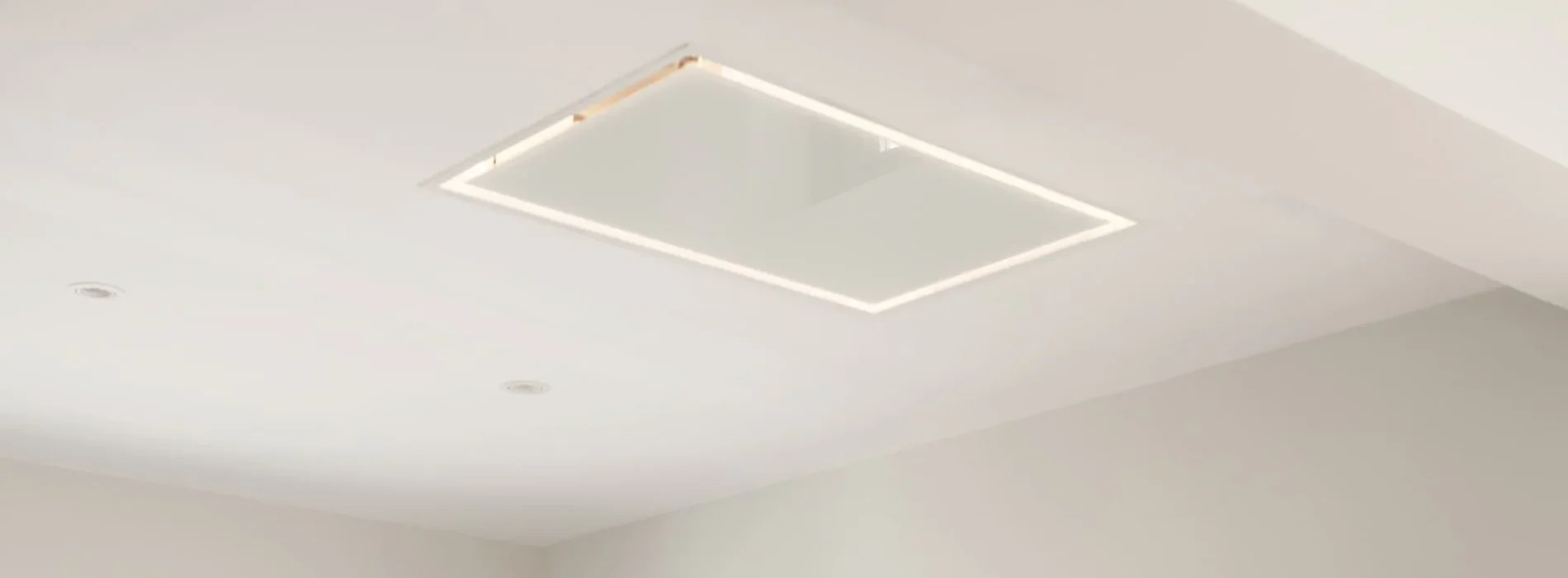 Okap zlicowany z sufitem – dlaczego to ulubione rozwiązanie architektów wnętrz?
