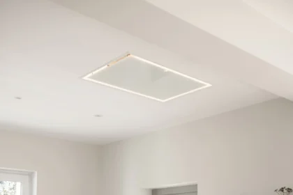 Okap zlicowany z sufitem – dlaczego to ulubione rozwiązanie architektów wnętrz?